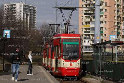 Tramwaj Konstal 105 Na linii nr 8 na pętli Gdańsk...