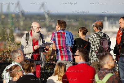 Literacki spacer po Gdansku z Mieczyslawem Abramowiczem.
19.08.2014
fot....