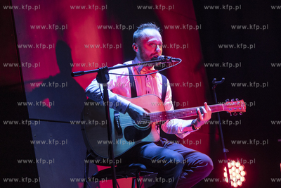 Festiwal Świat Mało Znany. Koncert zespołu Caritas...