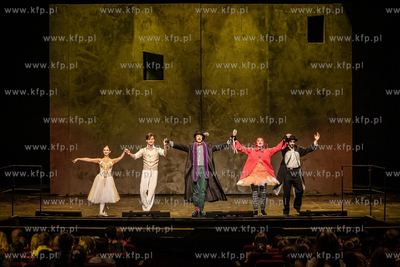 Opera Bałtycka.
Pomposo i...
Spektakl familijny.
13.10.2024
fot....