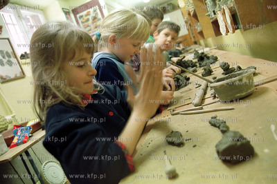 W Palacu Mlodziezy w Gdansku dzieci podczas ferii zimowych...