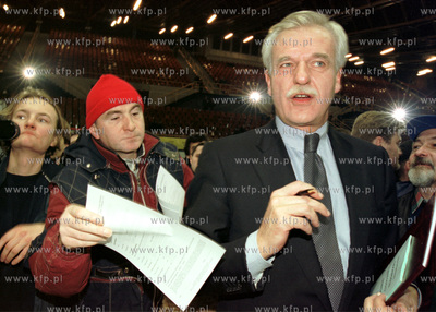 Pierwsza konwencja Platformy Obywatelskiej zalozonej...