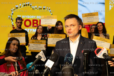 Gdańsk. Teatr Szekspirowski. Szymon Hołownia zainaugurował...