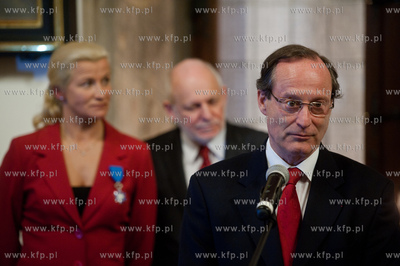 Gdansk. Ratusz Glownego Miasta. Uroczystosc wreczenia...