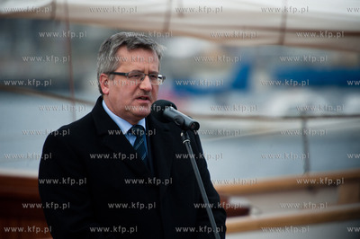 Gdansk. Stocznia Remontowa. Prezentacja zaglowca STS...