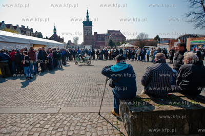 Gdansk. Targ Weglowy. Wielka Sobota. Sniadanie wielkanocne...
