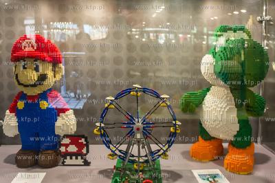 Gdansk. PGE Arena. Najwieksza w Polsce wystawa  budowli
z...