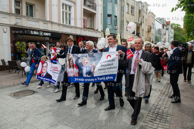 Sopot. Marsz poparcia dla Prezydenta Bronislawa Komorowskiego...