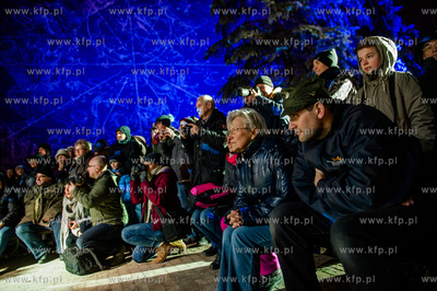 Gdansk. Zieleniec przy pomniku Jana Heweliusza. Widowisko...