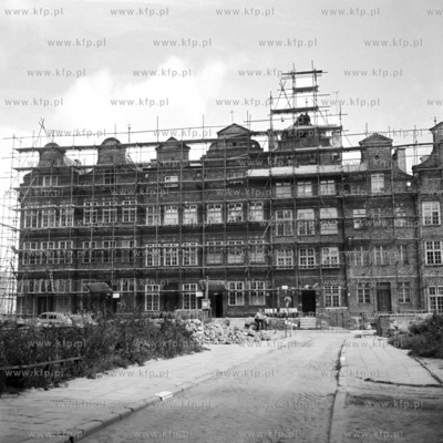 Odbudowa kamieniczek na ulicy Sw Ducha w Gdansku. 
07.1965
0003339z_lipiec1965
Fot....