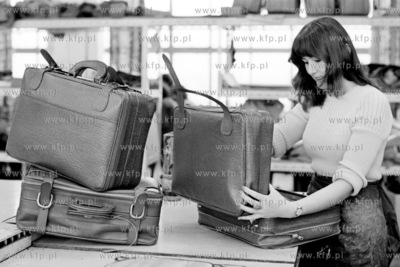 Linia produkcyjna Spółdzielni Pracy Plastyk w Elblągu....