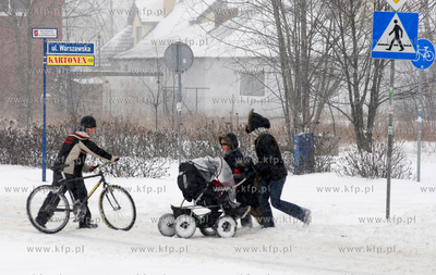Rumia. Zima ponownie o sobie przypomniala. 
22.02.2007
fot....
