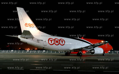 Gdansk, Rebiechowo. Nz. Boeing 737-301 linii TNT Airways...