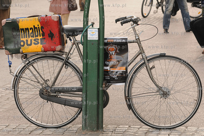 Sopot. Rower z reklama na sopockim deptaku

23.04.2009

Fot....