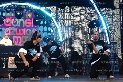 Gdansk. Plac Zebran Ludowych. Festiwal MTV Gdansk Dzwiga...