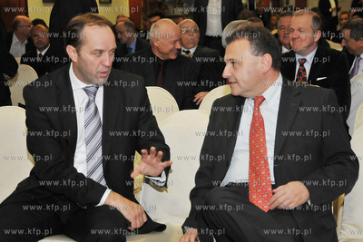 Jubileuszowe X Miedzynarodowe Forum Gospodarcze w Gdyni....