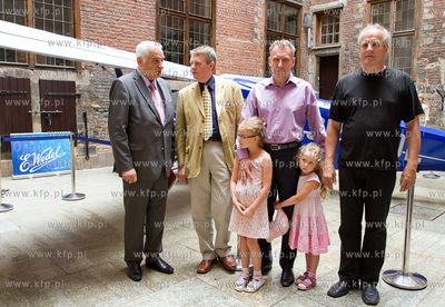 Oficjalna prezentacja RWD 13 na dziedzincu Ratusza...