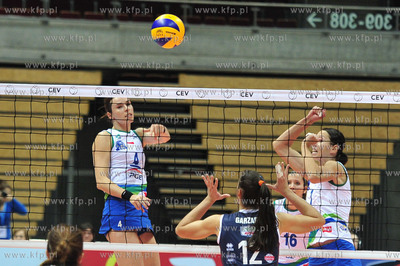 Ergo Arena. Liga Mistrzyn. Mecz Atom Trefl vs. Asystel...