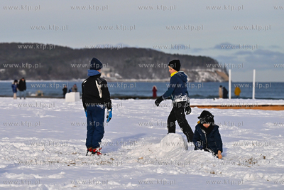 Sopot. Pierwszy śnieg w Sopocie. 04.12.2024 / fot....