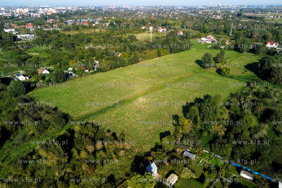 Teren zielony pomiędzy ulicą Równą a Przybrzeżną...