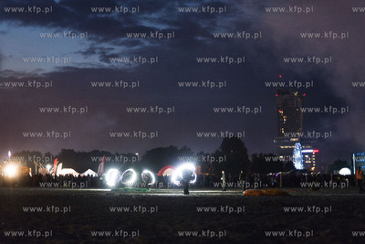 LOTOS Gdynia Aerobaltic 2019. Pokazy wieczorno-nocne...