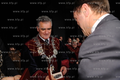 20 lat gdanskiej samorzadnosci. Uroczystosc w Teatrze...