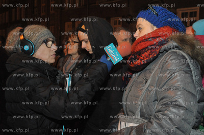 Protest przeciwko zamiarowi likwidacji Palacu Mlodziezy...