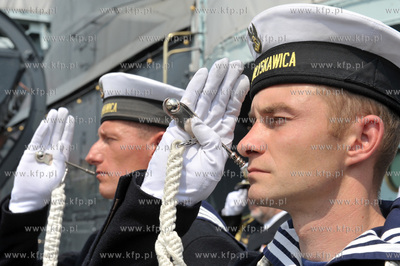 Gdynia. Odsłonięcie makiety dla niewidomych Okrętu...