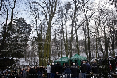 Cmentarz garnizonowy w Gdansku. Pogrzeb pilkarza i...