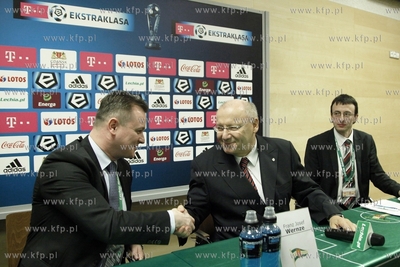 Konferencja prasowa Franza Josefa Wernze, reprezentujacego...