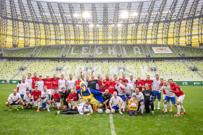 Stadion Gdańsk. Mecz towarzyski drużyn piłkarskich...