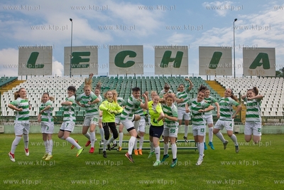 Drużyna piłkarek Biało-Zielone Lechia Gdańsk. 12.05.2018...