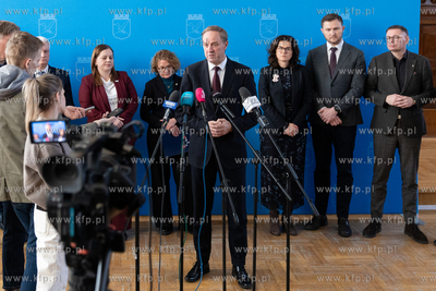 Sopot. Konferencja prasowa samorządowców zrzeszonych...