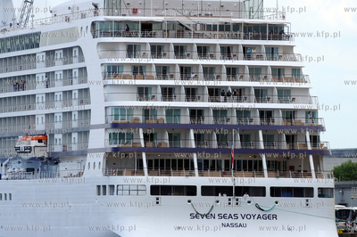 Wycieczkowiec Seven Seas Voyager jest drugim najwiekszym...