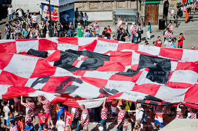 Gdansk. Dlugi Targ. Chorwaccy kibice przed meczem Mistrzostw...
