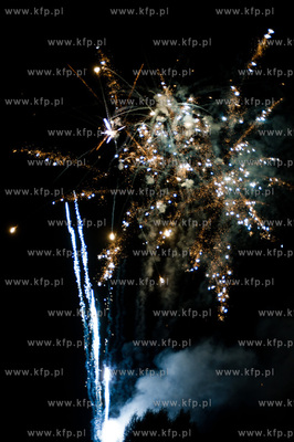 Pruszcz Gdanskich. Pierwsza edycja Festiwalu Swiatla.
Nz...