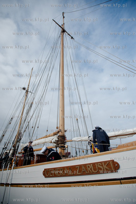 Gdansk. Stocznia Remontowa. Prezentacja zaglowca STS...