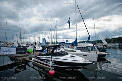 Przystan jachtowa Marina Gdynia. VIII Targi i Festiwal...
