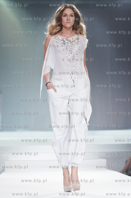 Centrum Stocznia Gdansk. Gala Amber Look Trends & Styles...