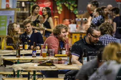 Miedzynarodowe Targi Gdanskie Amber Expo. Hevelka -...