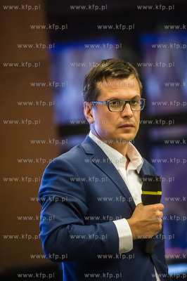 Gdansk. Europejskie Centrum Solidarnosci. Spotkanie...