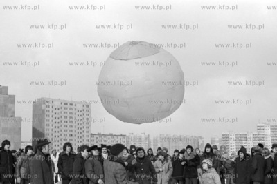 IV zimowe zawody modeli balonów na terenie byłego...