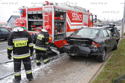 Rumia. Droga Krajowa nr 6. Ok. godz. 8. rano na wysokosci...