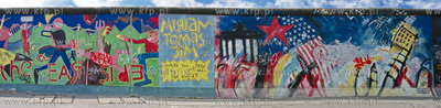 Berlin. East Side Gallery jest pomnikiem dla wolnosci...