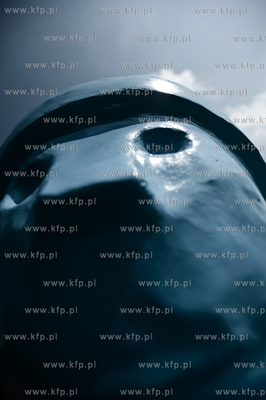 Rzezby tajemniczych niebieskich zolnierzykow pojawily...