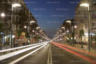 Gdynia, ul. Swietojanska. 19.06.2006 fot. Wojtek Jakubowski...