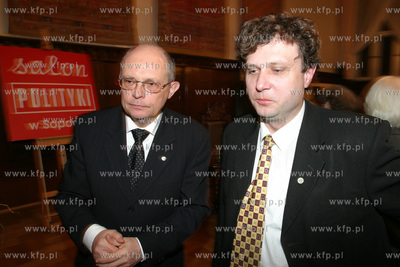 W Sopocie odbyla sie debata z cyklu Salon Polityki...