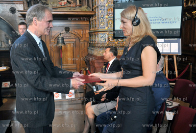 Dwor Artusa w Gdansku. Uroczystosc wreczenia Nagrody...