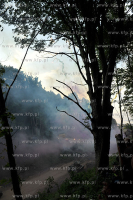 Wyburzanie Mostku Weisera Dawidka na gdanskiej Strzyzy....