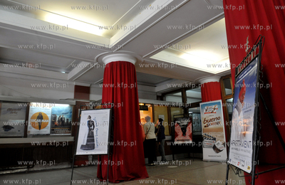 Gdansk kino Neptun, dawne Leningrad. Wejscie do kina...